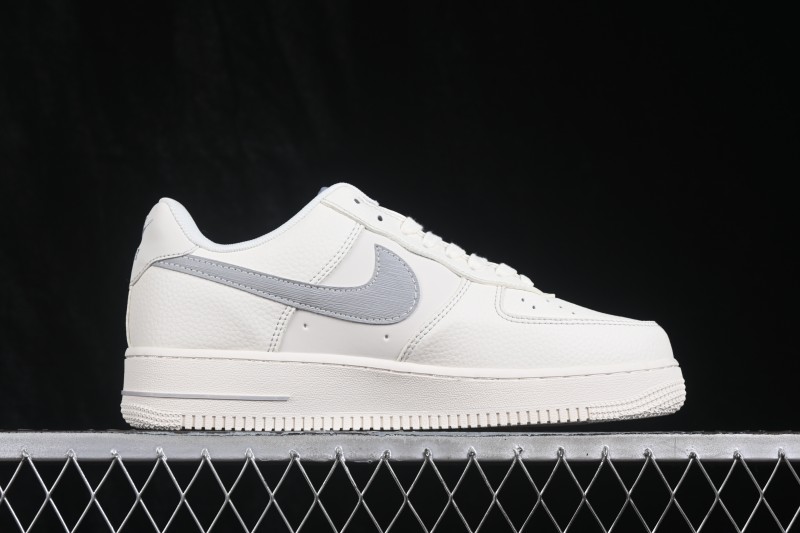 Nike Air Force 1 '07 Low Basketball Sneakers with Full-Length Air Cushion - DN9688-110