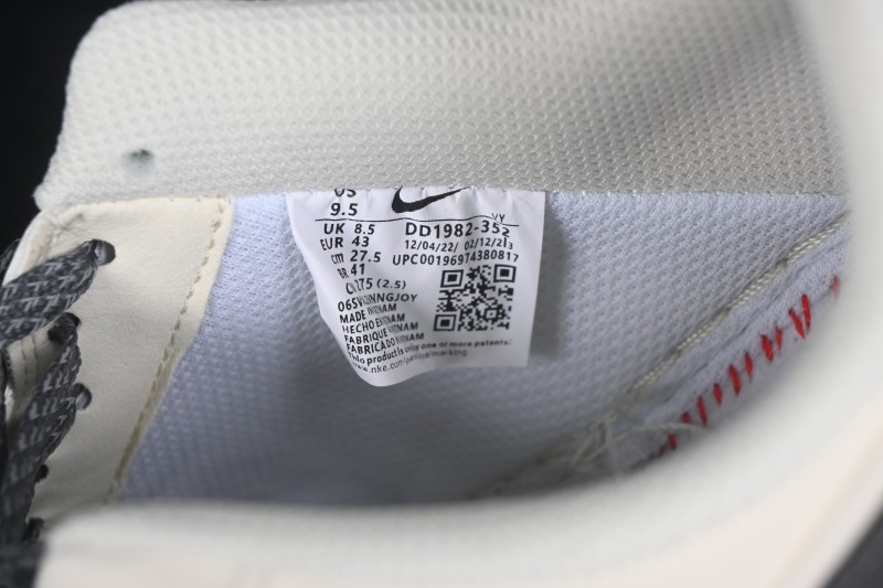 Nike Air Force 1 '07 Low Basketball Shoes with Full-Length Air Cushion - DD1982-352