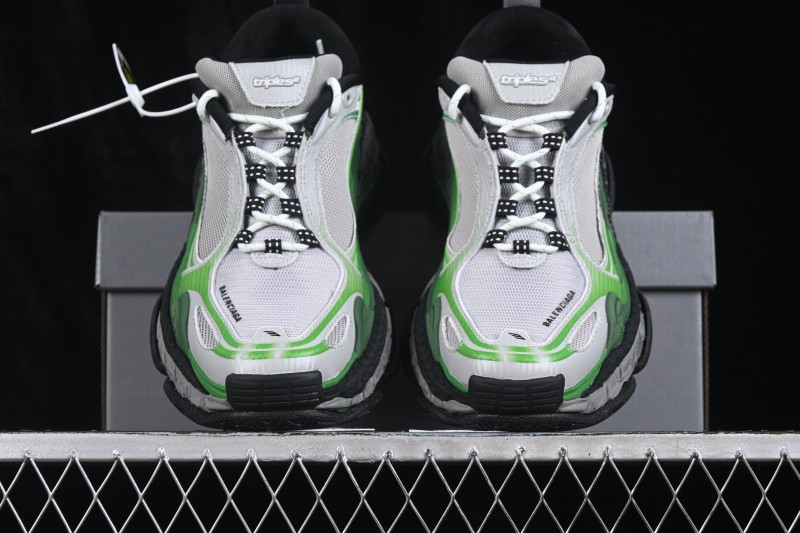 Balenciaga Triple S 2 Gradient Mesh Running Shoes - WTRS21133