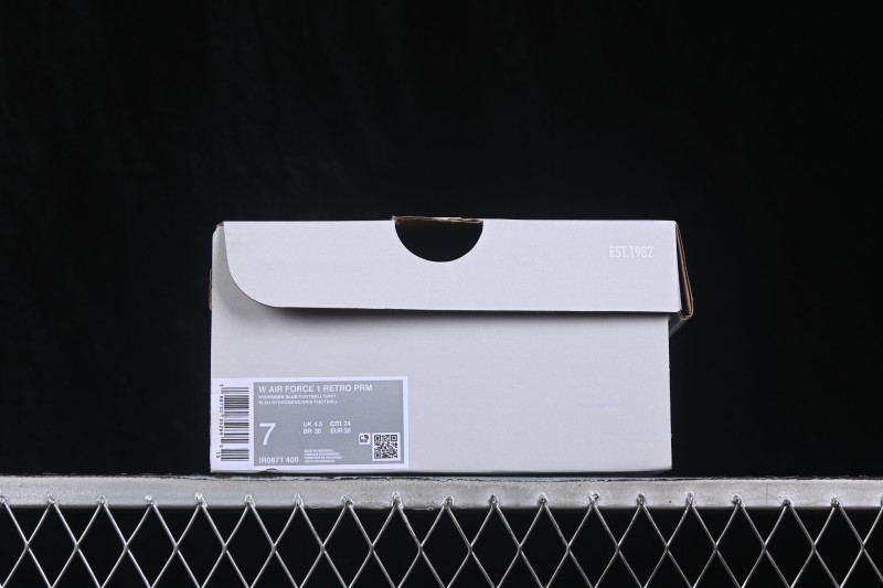 Nike Air Force 1 '07 Low Basketball Shoes with Full-Length Air Cushion - IR0871-400