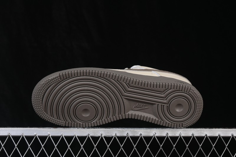 Nike Air Force 1 '07 Low Basketball Sneakers with Full-Length Air Cushion - FJ4146-201