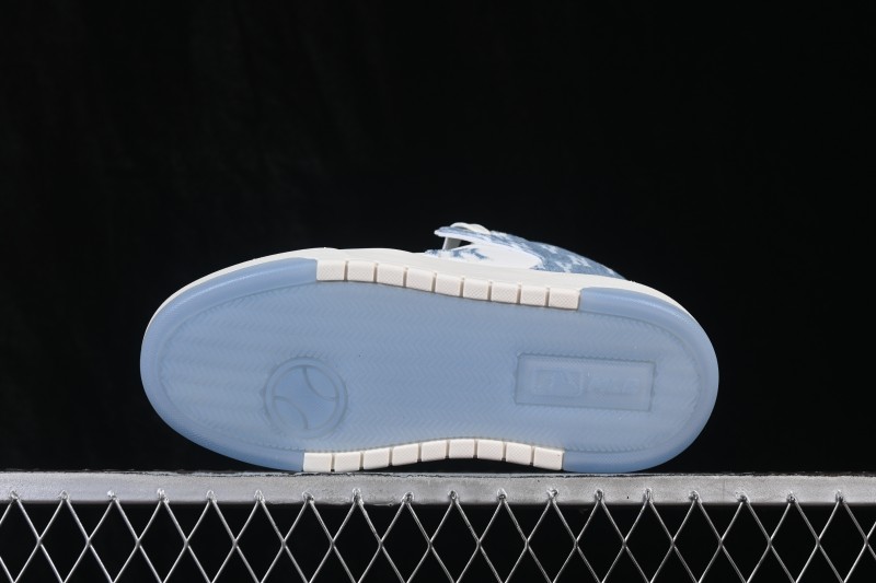 NY MLB Chunky Liner Pocket Monogram New York Yankees Platform Running Shoes - 3ASXMDM6N50BLS