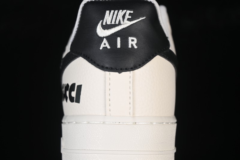 Nike Air Force 1 '07 Low Classic Basketball Sneakers with Cream and Black Color Blocking - LD1999-018