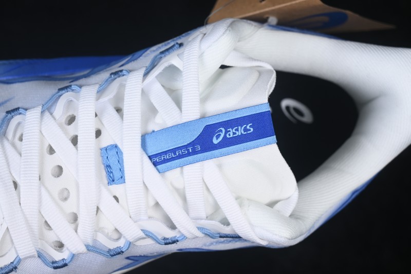 Asics Superblast 3 Running Shoes with Breathable Comfort and Cushioning - 1013A177-600