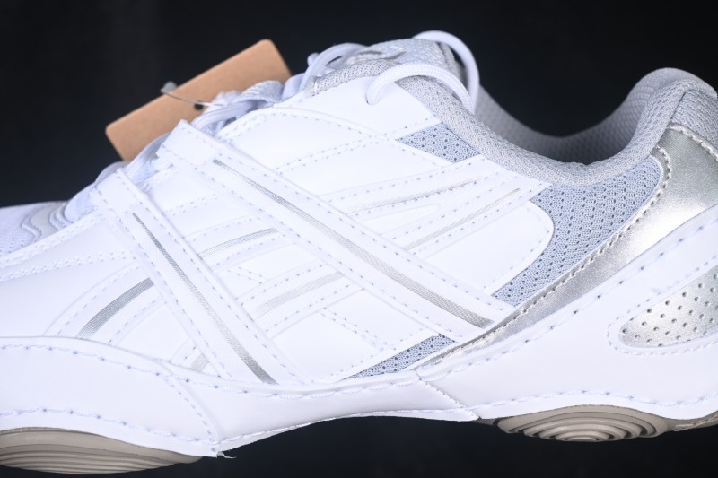 Asics Hypersync Retro Sneakers with Breathable Lightweight Thin Sole - 1203A879-101