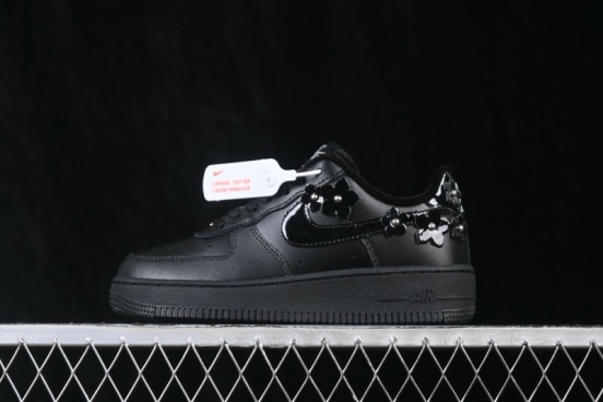 Nike Air Force 1 '07 Low Basketball Shoes with Full-Length Air Cushion - IR8637-001