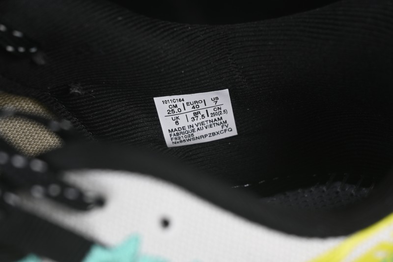 Adidas AJC3 Running Shoes with Advanced Comfort Technology - 1011C164-020