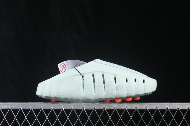 Nike Mind 001 Neuromuscular Foot Massage Slippers with 22 Energy Pods - HQ4309-300