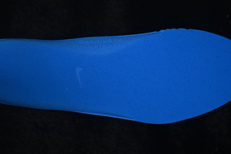 Nike Air Zoom Vomero 18 GTX Cushioned Casual Running Shoes - HQ7001-213
