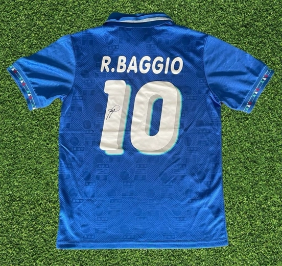 Roberto Baggio Italy Signed