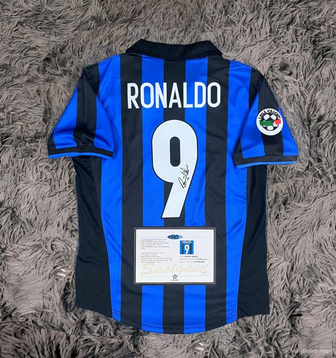 R9 INTER MILAN SIGNED