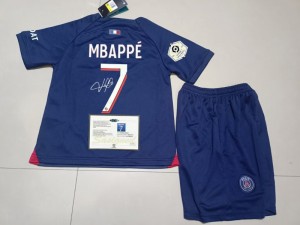 PSG 23/24 HOME KIDS MBAPPE SIGNED